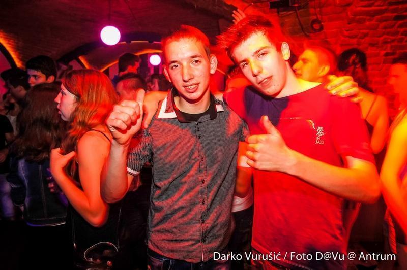 slika00053 Antrum (Subota, 28.6.2014. – Sandra Afrika)