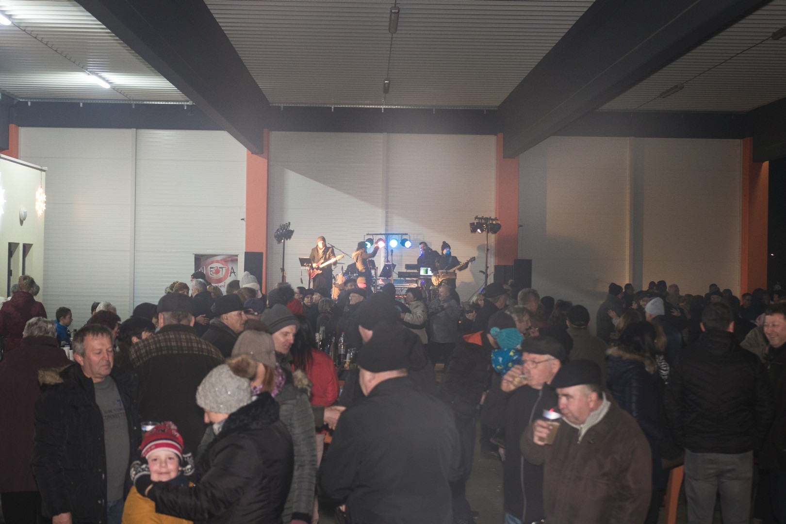 Doček Nove godine u Kotoribi uz Meta bend