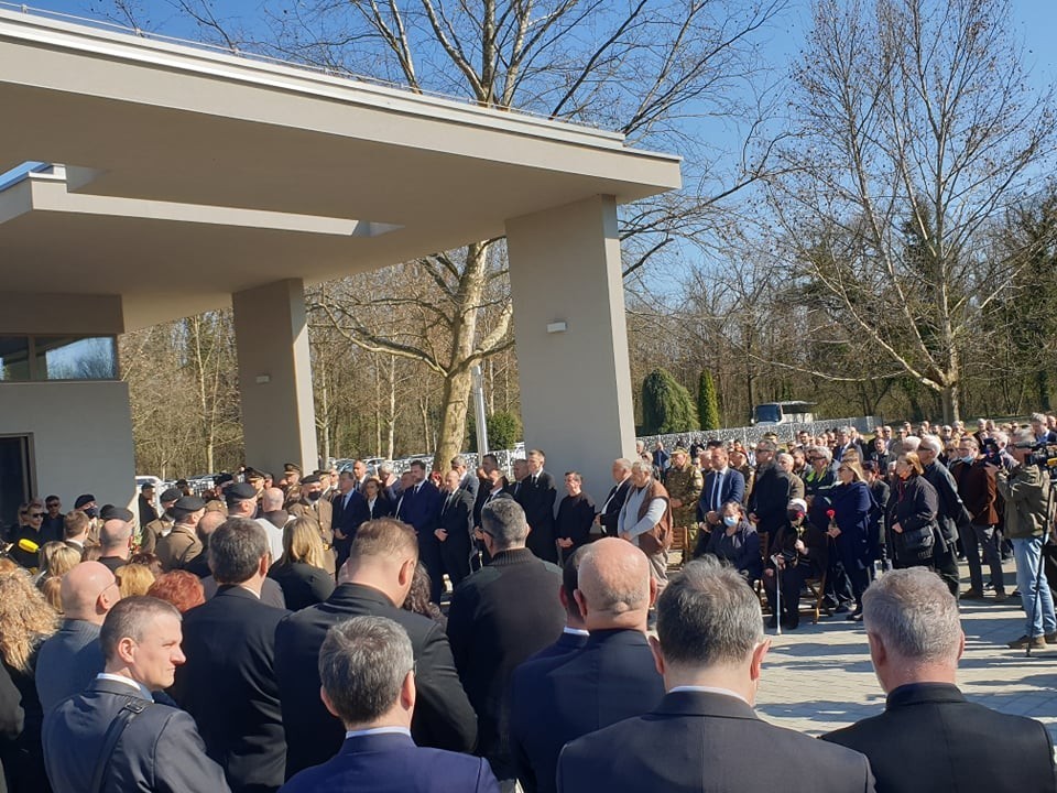 U Vukovaru pokopana dr. Vesna Bosanac