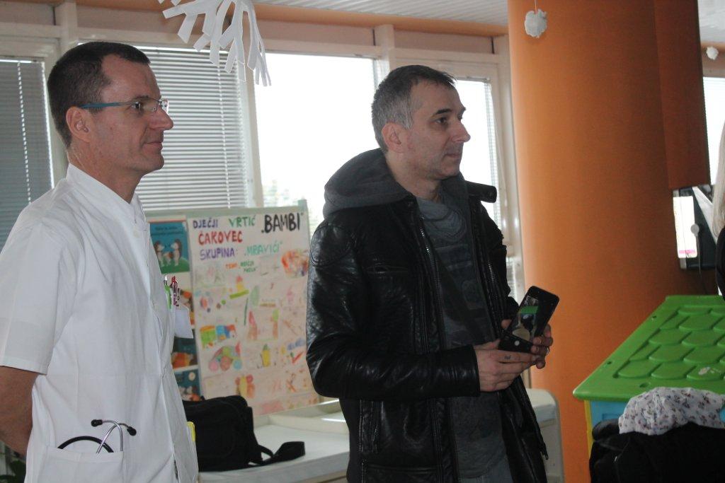 Osnovci šenkovečke škole posjetili bolesne mališane u čakovečkoj bolnici