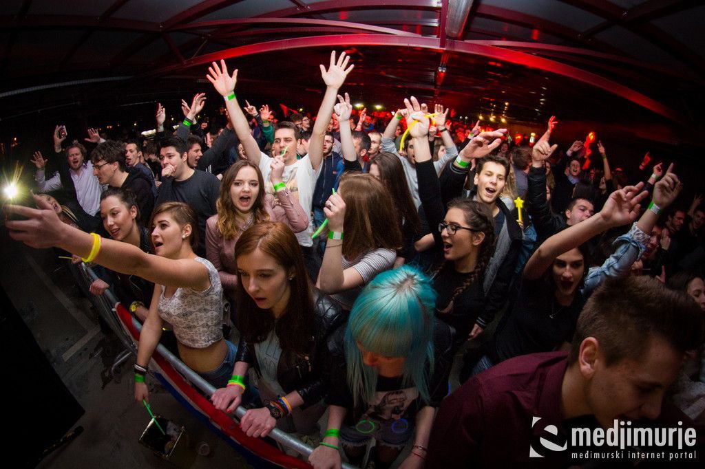 fotografija00003337264