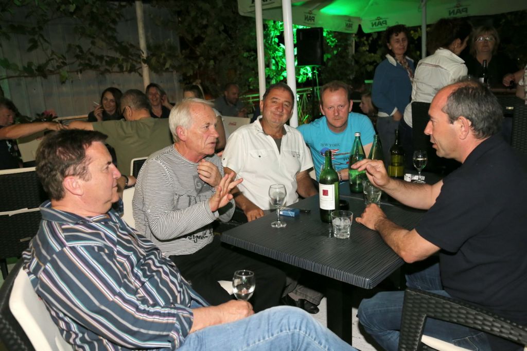 img9516resizeresize190074