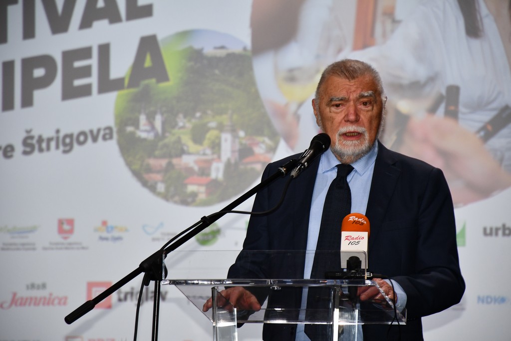 Urbanovo, otvorenje Urbanovo, otvorenje