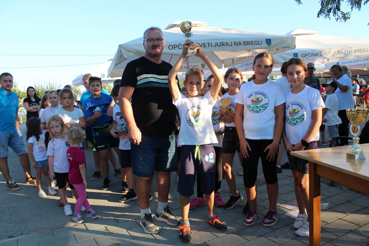 FOTO Veselje, zabava, igre i predstave na Danima sela Zasadbreg