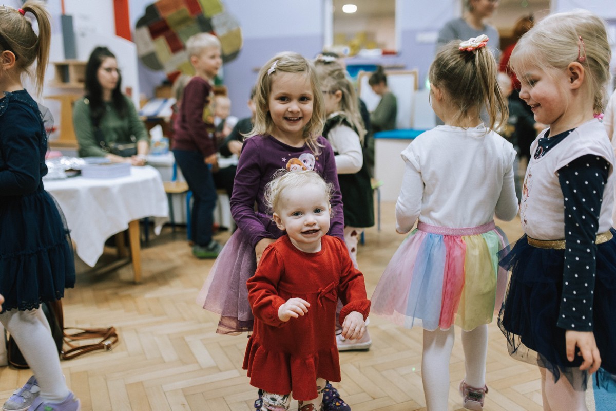 UZBUDLJIVE AKTIVNOSTI Mališani skupine Trešnjice uživali u pravoj Božićnoj čajanci