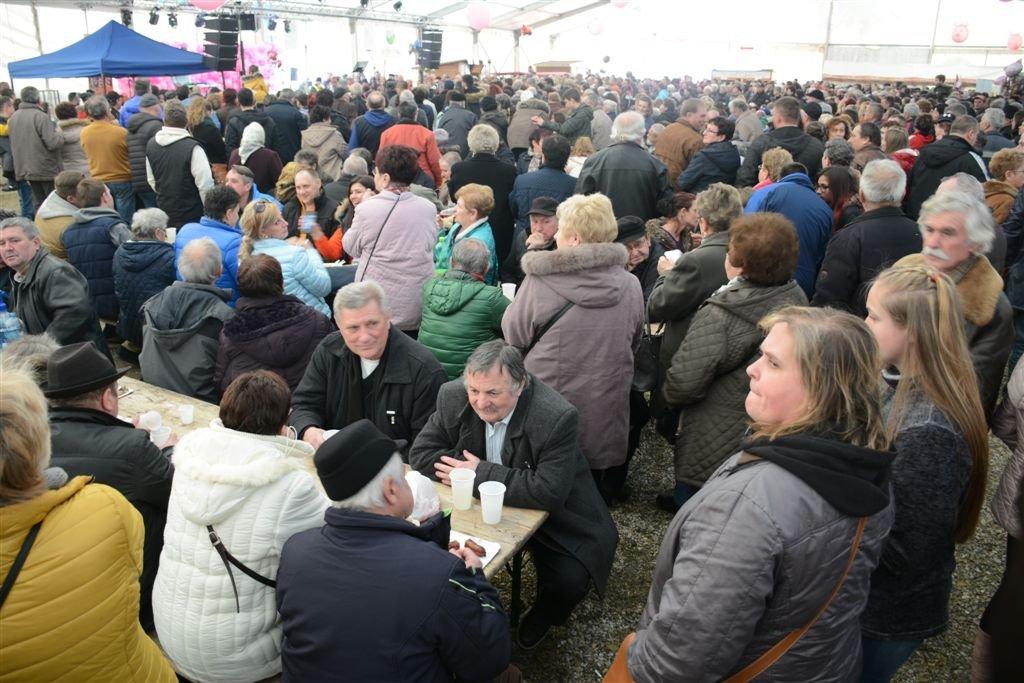 Donjodubravčani oduševili svojim specijalitetima u Mađarskoj