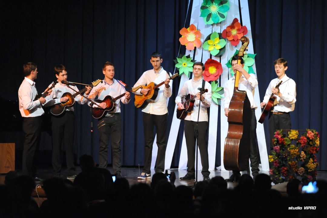 282211533dsc5587397007