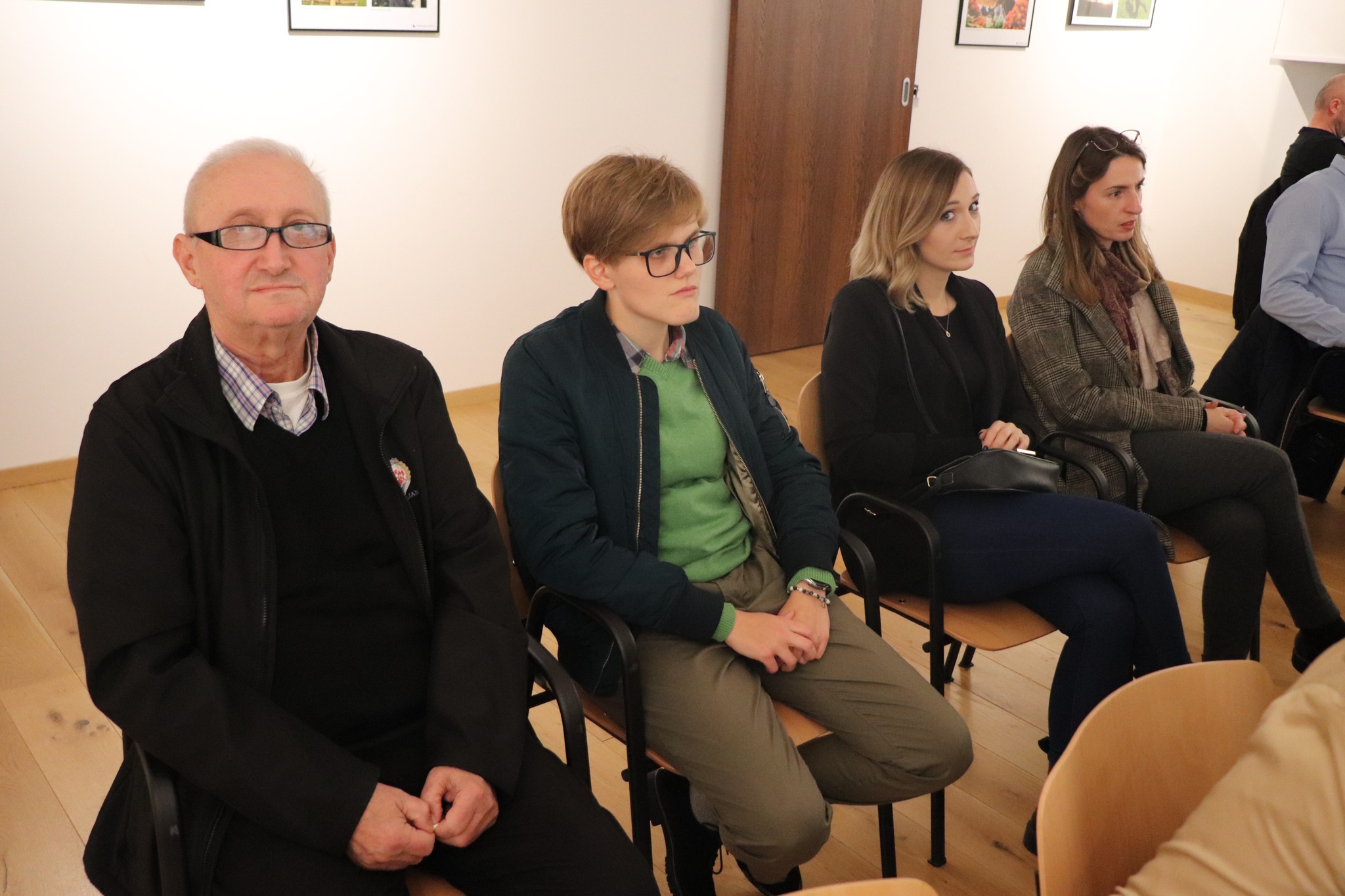 U Čakovcu održana promocija dvojezične zbirke pjesama Luje Bezeredija