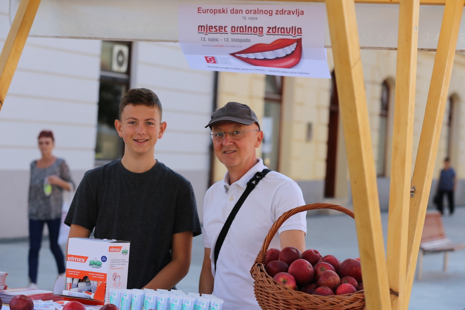KLIKOM PO ČAKOVCU Zadnji trzajevi ljeta u gradu, evo koga smo sve sreli
