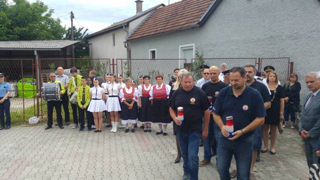 1355582697333676609748810345869