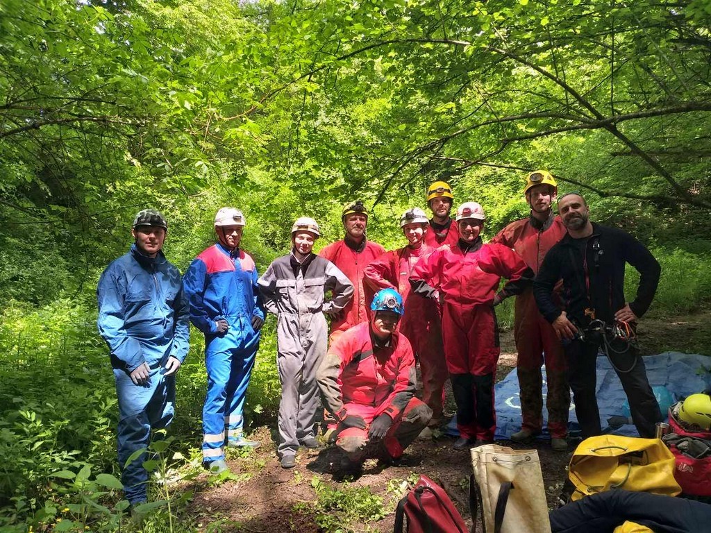 MLADI ČAKOVEČKI SPELEOLOG ILIJA JURAK Ljepota poniranja u zemljine dubine