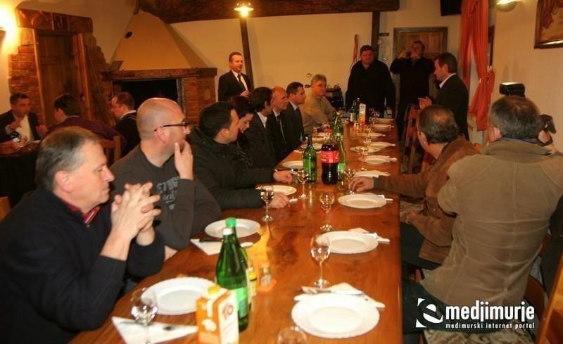 Županov domjenak za novinare (Utorak, 27.12.2011)
