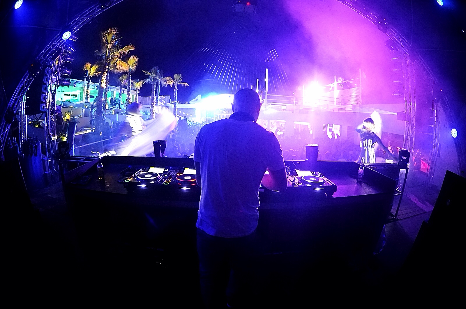 320f3bd75ac64e6daf88c5f88d6942e