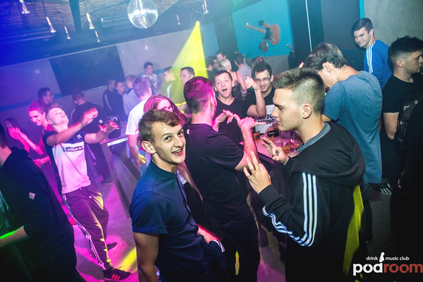 Hard Bass Adidas party u Podroomu