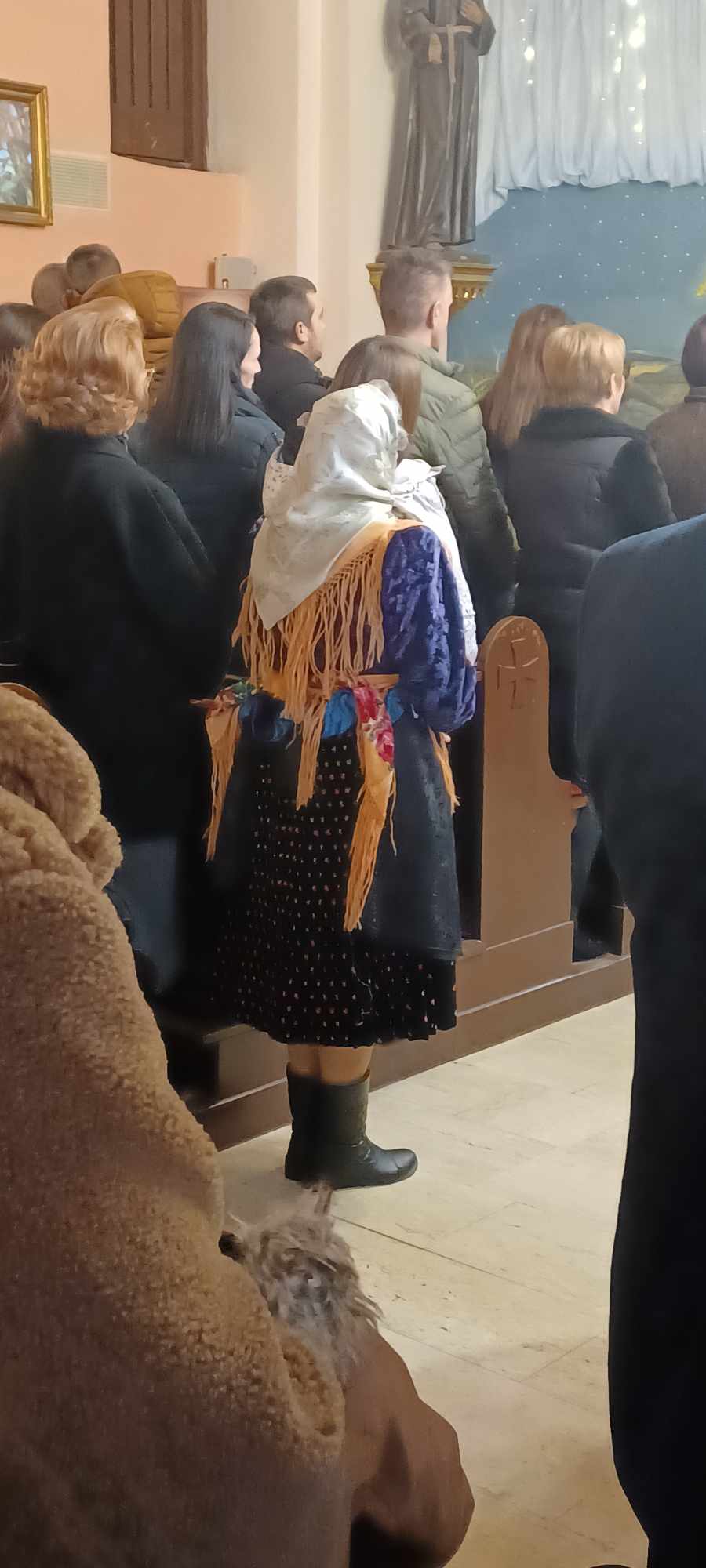 GORIČAN ‘Marija Mlinarić ide k meši v narodnoj nošnji’