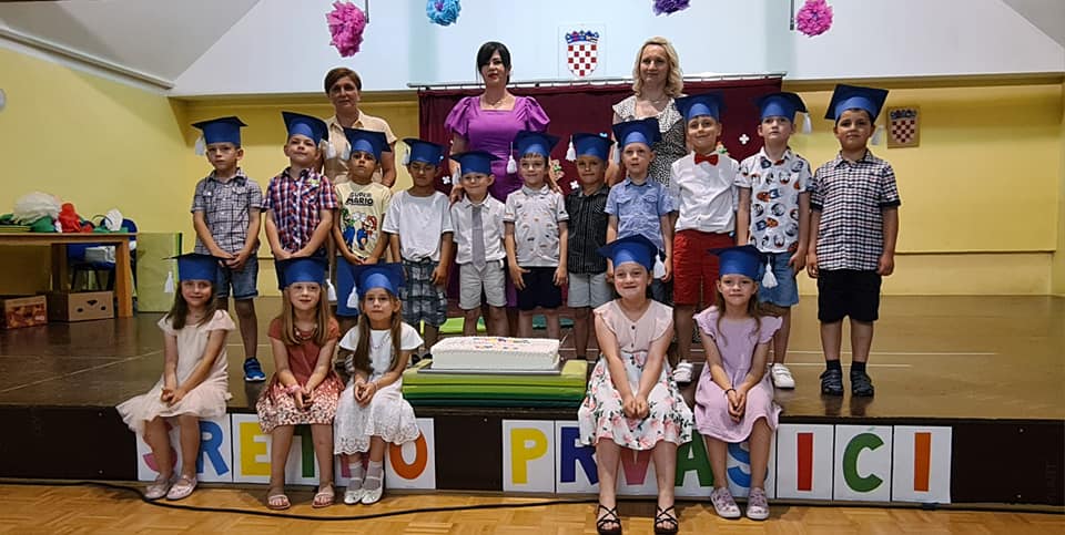 DONJI VIDOVEC Jučer su se mladi vrtićarci oprostili od teta i vrtića