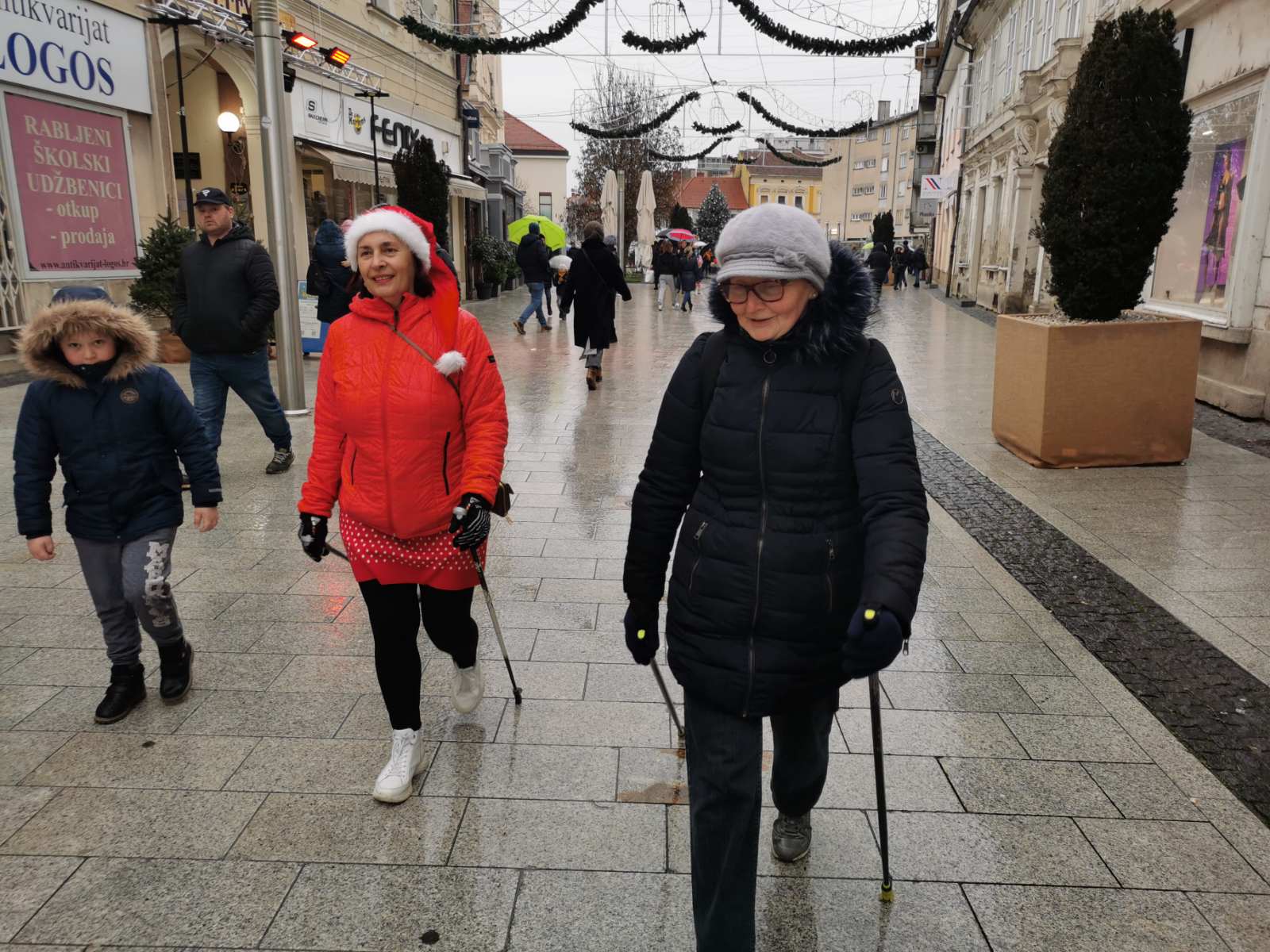 Ni kiša ih nije omela: Sedmero veličanstvenih na nordijskom hodanju