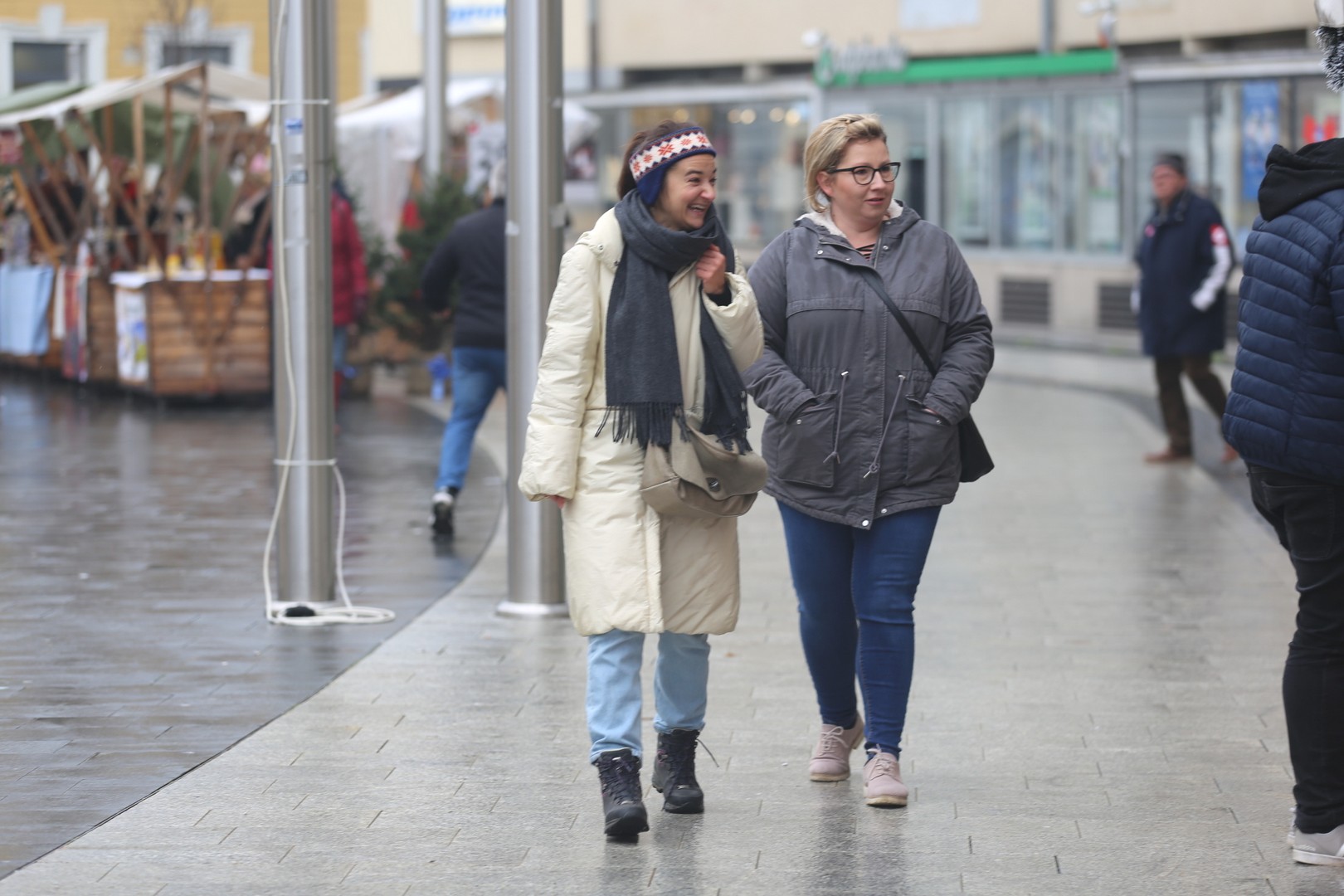 KLIKOM PO ČAKOVCU Bliži se Božić – prava blagdanska atmosfera u centru Čakovca