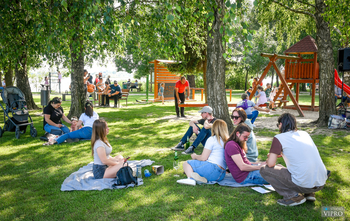 OTVORENA SEZONA Još jedan Vinski piknik ispunio Marinu Prelog zadovoljnim posjetiteljima