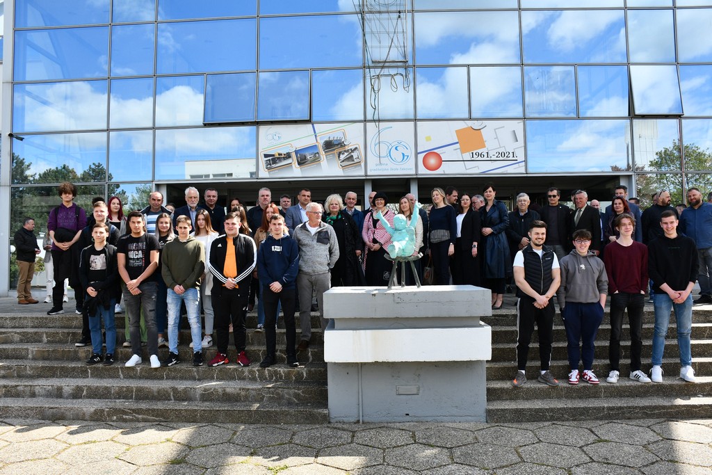 POGLEDAJTE KAKO IZGLEDA Dvorana Graditeljske škole Čakovec u novom ruhu