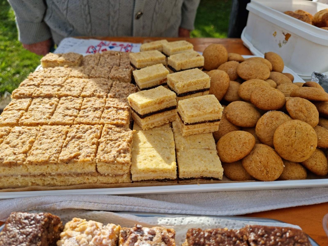 FOTO Dani kruha u Strahonincu: Kruh, peciva, odlični kolači i ostale delicije oduševili posjetitelje FOTO Dani kruha u Strahonincu: Kruh, peciva, odlični kolači i ostale delicije oduševili posjetitelje