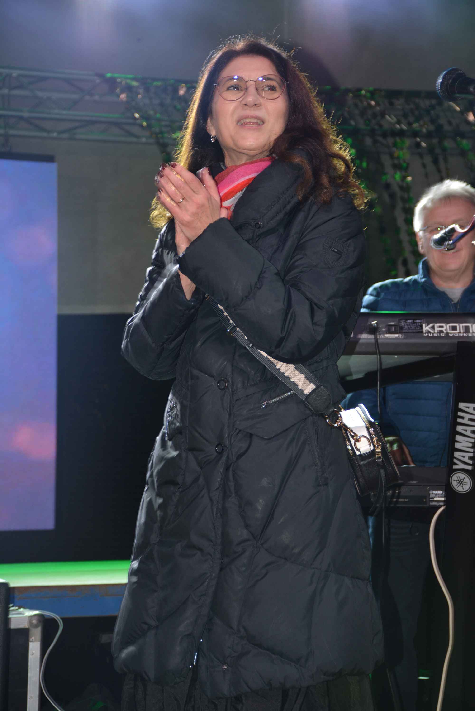 FOTO/VIDEO Čakovec veselo proslavio dolazak 2024. uz ritam ‘Noćne smjene’ i puni trg