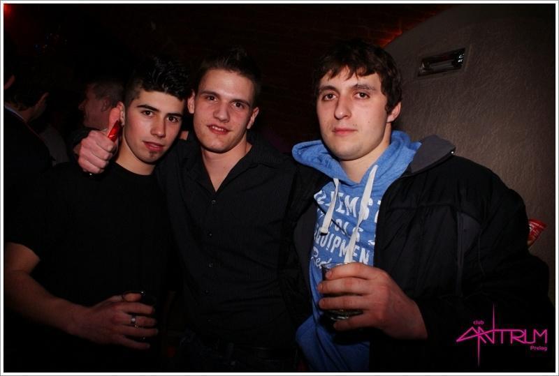 slika0021 Antrum (Subota, 16.2.2013 – notValentines party) slika0021 Antrum (Subota, 16.2.2013 – notValentines party)