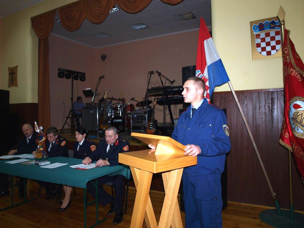 dvddpustakovec26955568