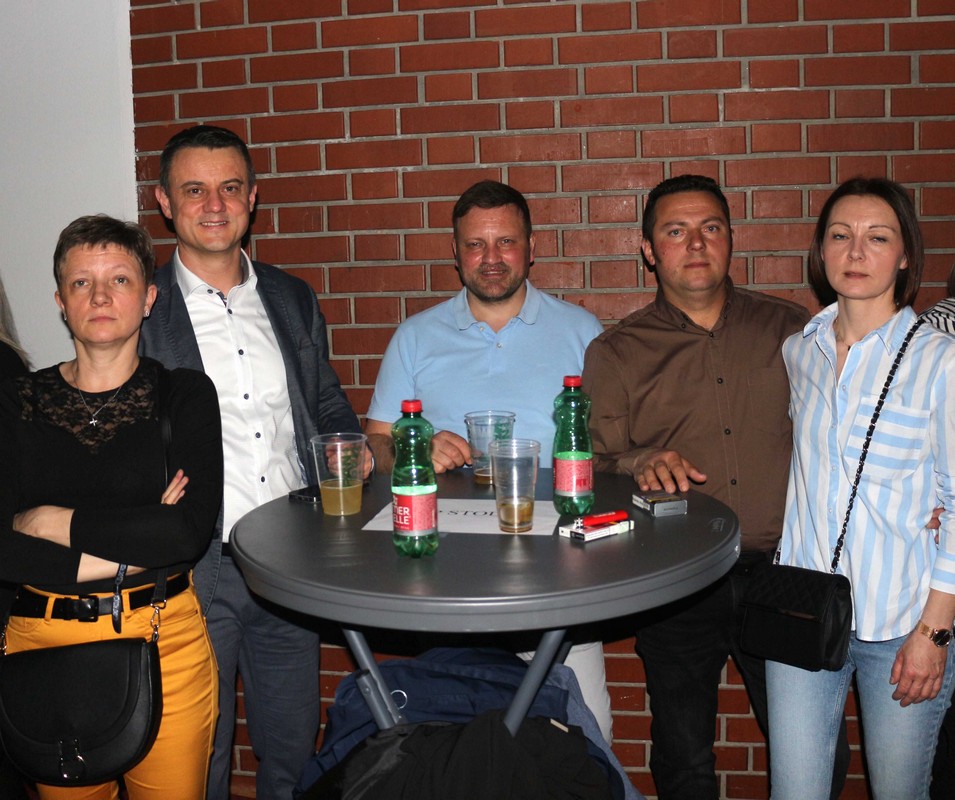 Neda Ukraden i grupa Vigor