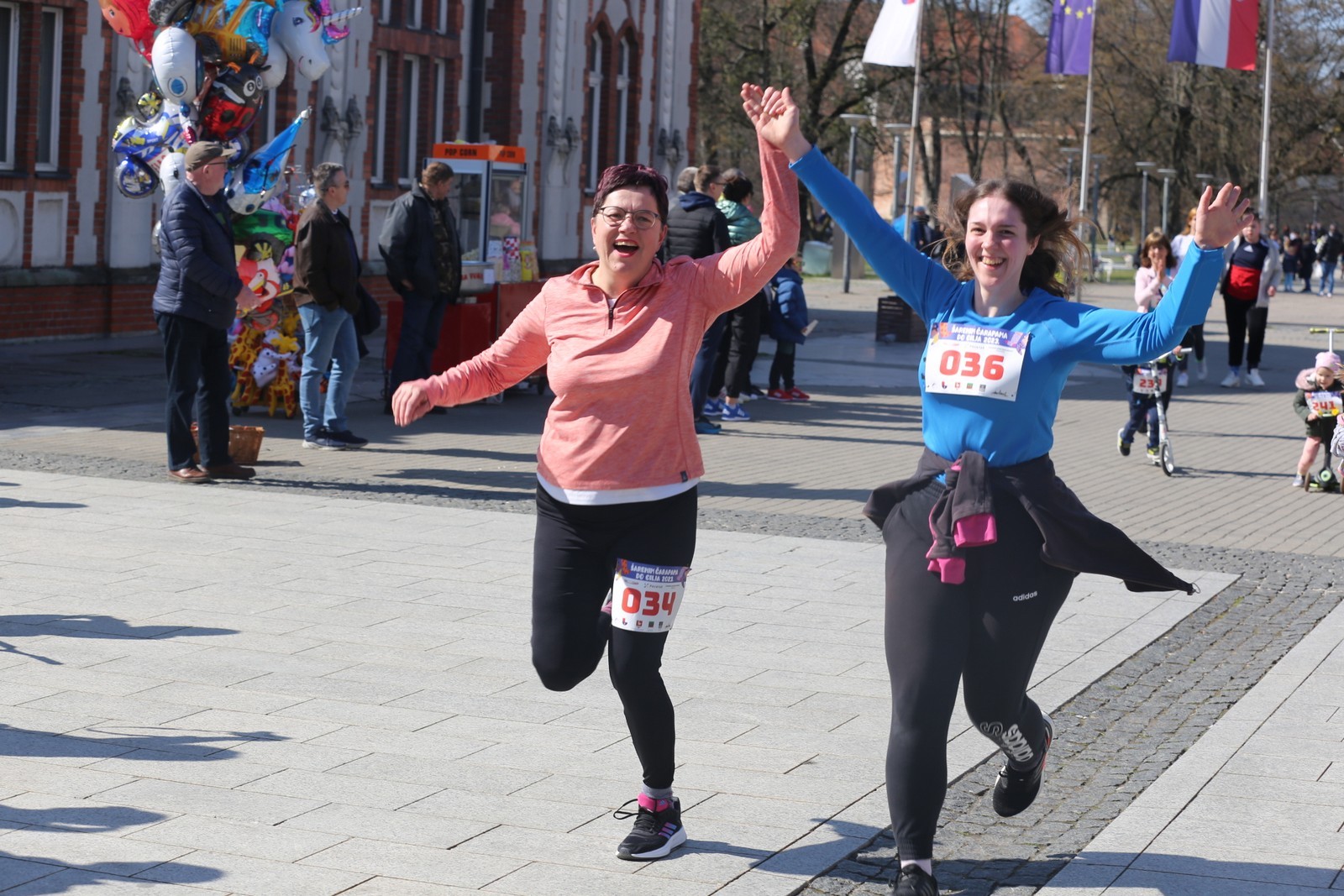 ”Šarenim čarapama do cilja”