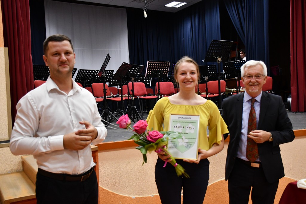 SVEČANA SJEDNICA Zahvalnice općine primili NK BSK Belica, KUD Belica i Udruga žena Belica SVEČANA SJEDNICA Zahvalnice općine primili NK BSK Belica, KUD Belica i Udruga žena Belica