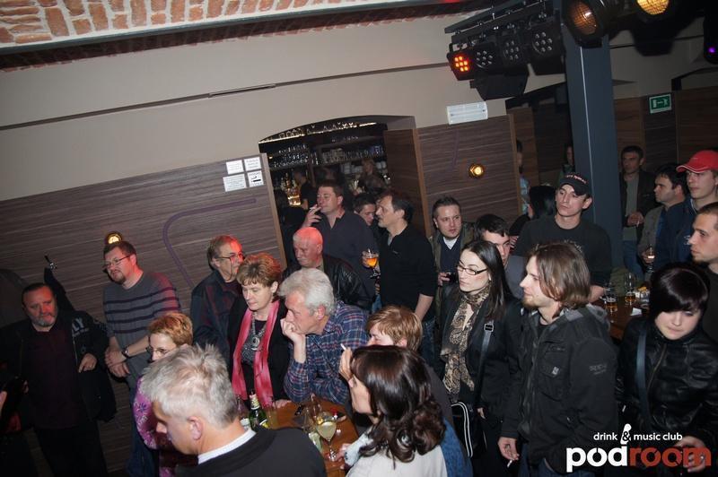 slika0005 Podroom (Petak, 20.4.2012) slika0005 Podroom (Petak, 20.4.2012)