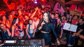 slika00024 Antrum (Subota, 28.6.2014. – Sandra Afrika)