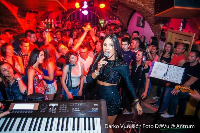 slika00024 Antrum (Subota, 28.6.2014. – Sandra Afrika)