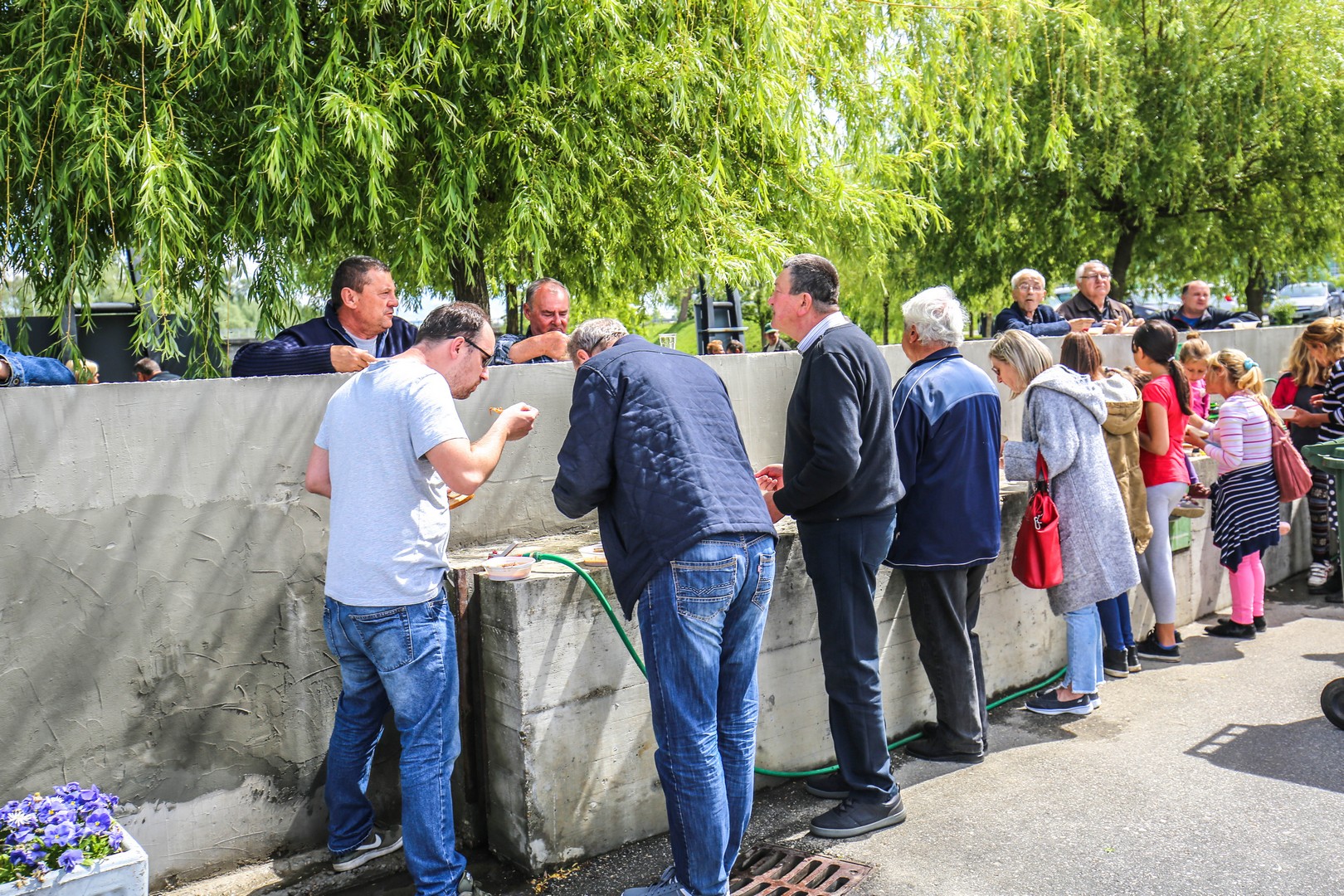 Murskim Središćem jutros se širio miris gulaša i cvijeća