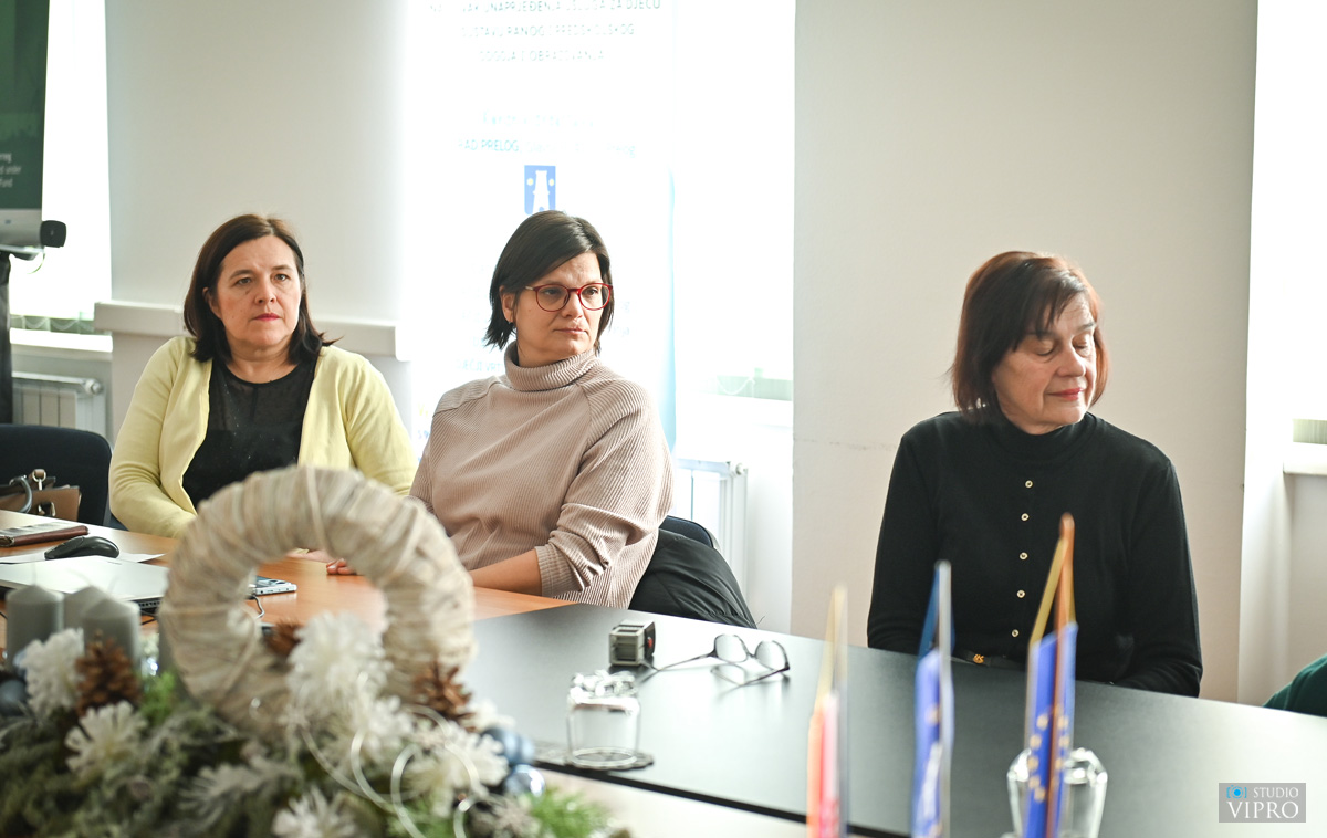 8487_56956_dsc4524 8487_56956_dsc4524