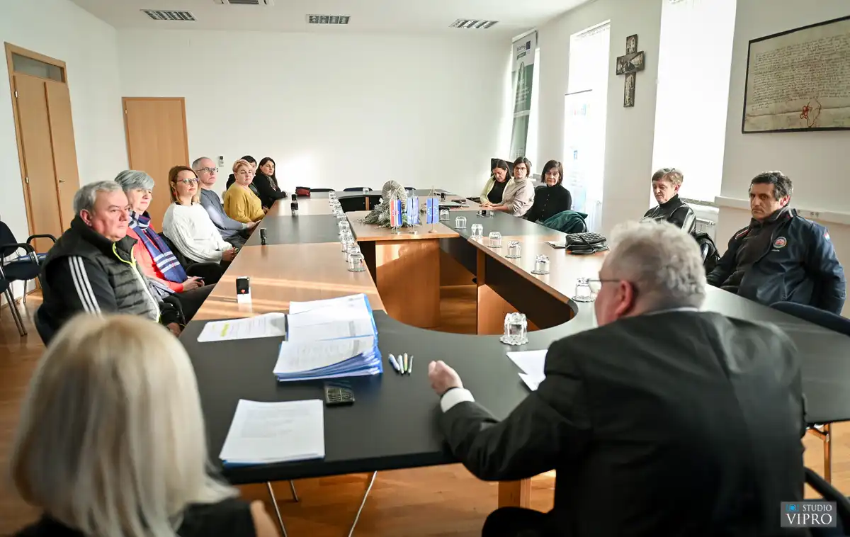 8487_56958_dsc4528 8487_56958_dsc4528