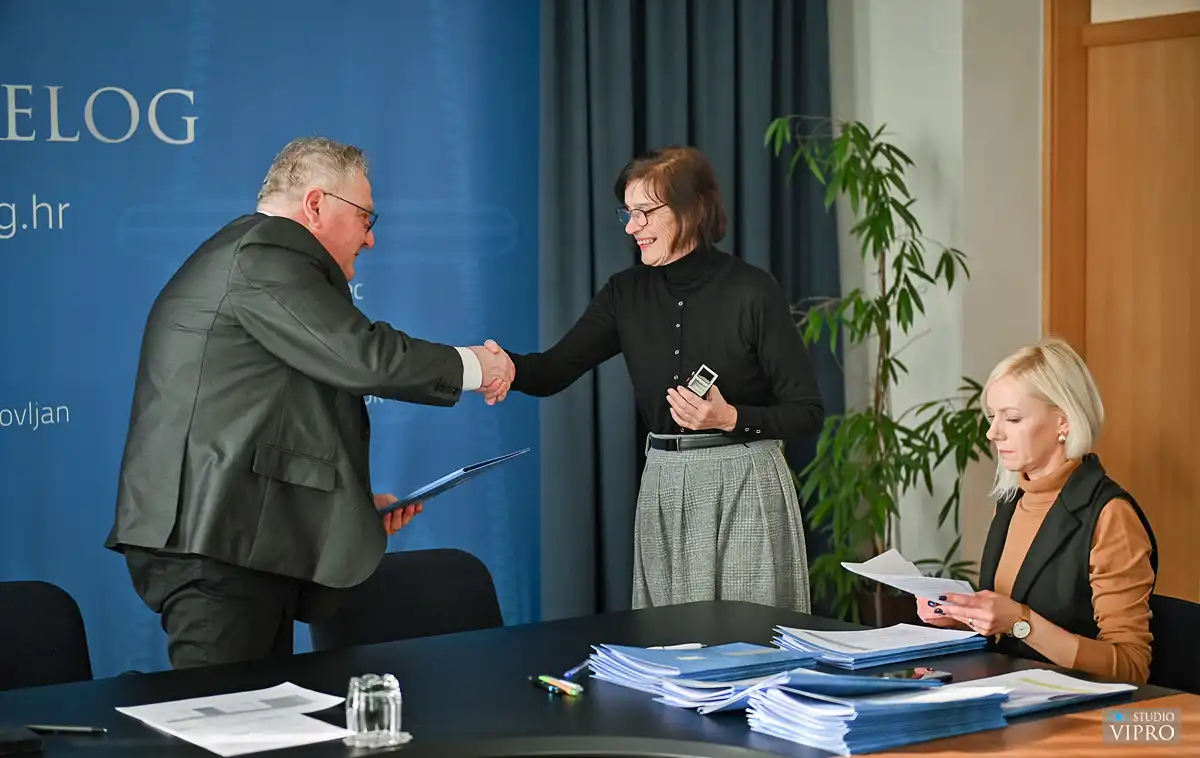 8487_56960_dsc4535 8487_56960_dsc4535