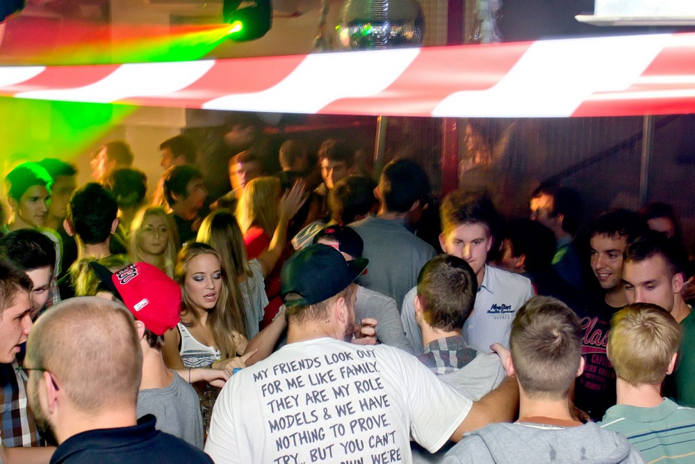 slika002715563 16. rođendan Arcusa (Subota, 13.9.2014.) slika002715563 16. rođendan Arcusa (Subota, 13.9.2014.)