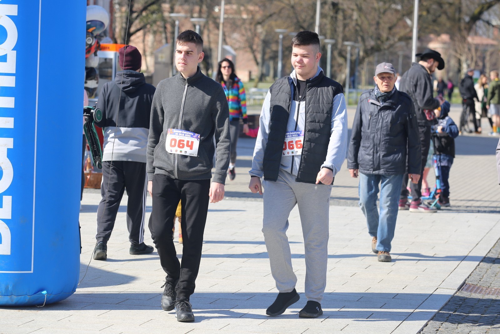 ”Šarenim čarapama do cilja”