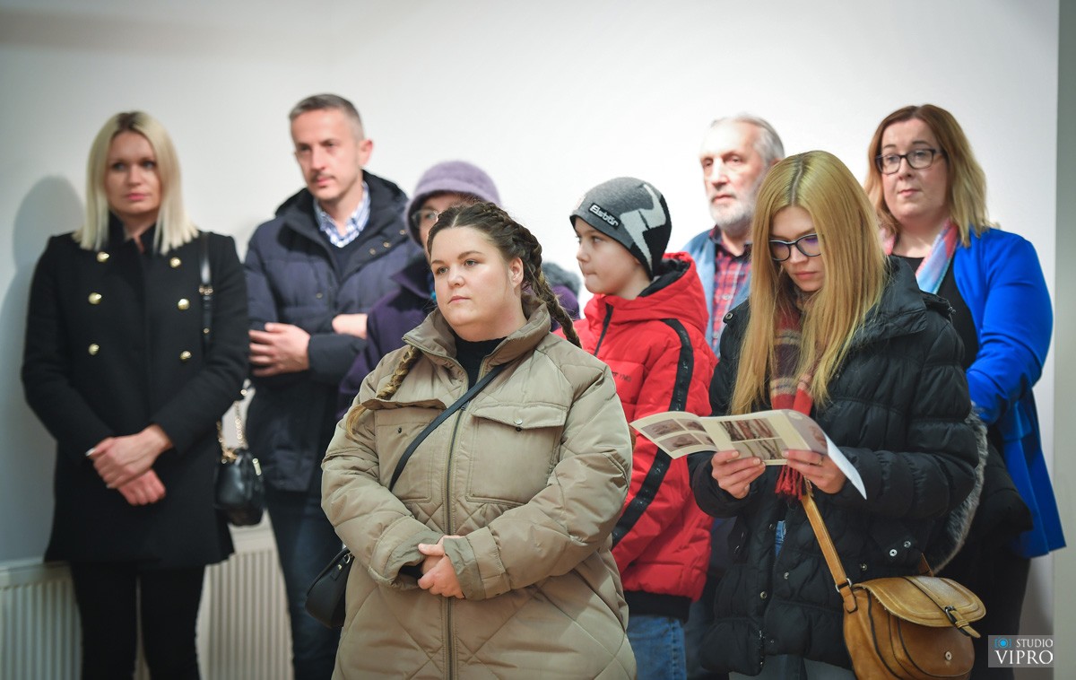 MUZEJ CROATA INSULANUS Otvorena je izložba skulptura Ivana Mladenovića