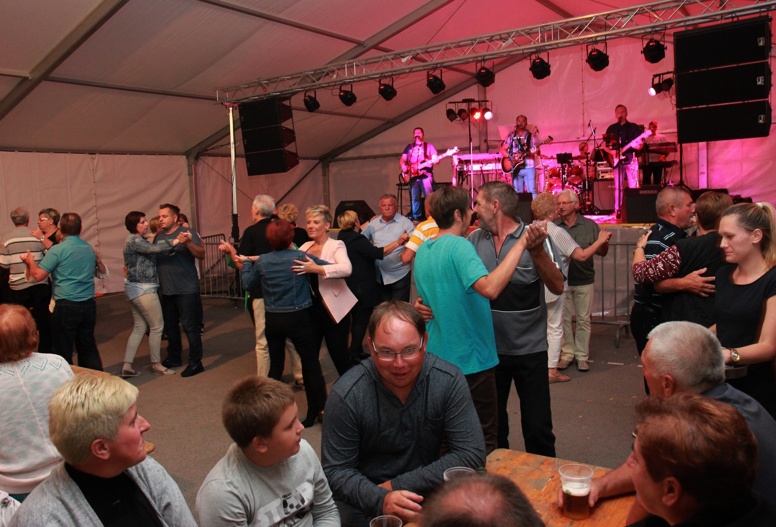 Jasmin Stavros u Vratišincu