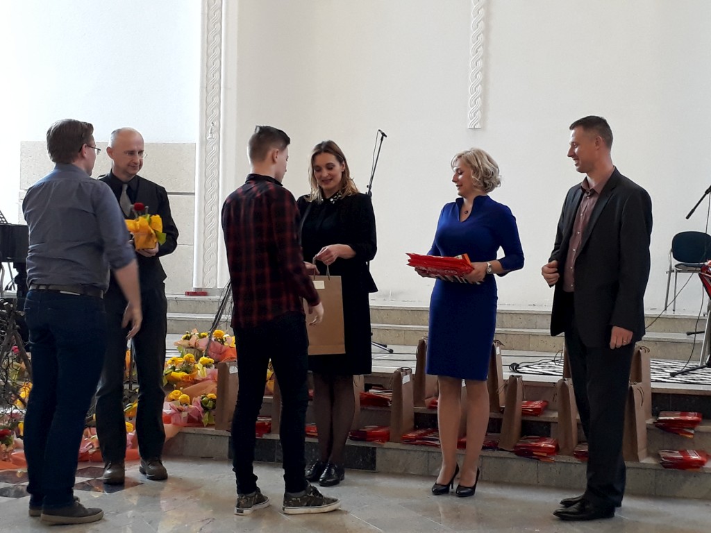 20180409124434578789