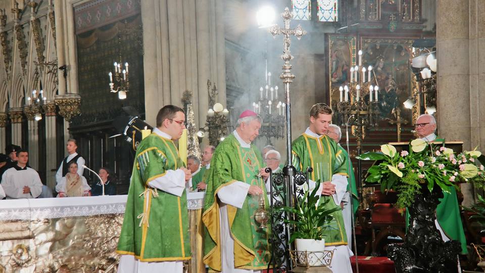 1324000213711322029025836430251