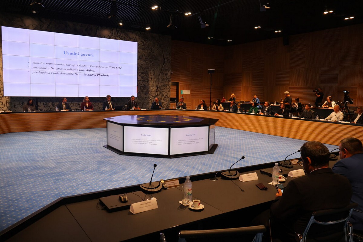 SIGURNIJE U PROMETU Gradu Čakovcu 47 tisuća eura izgradnju pješačko – biciklističke trake na relaciji Kuršanec – Čakovec