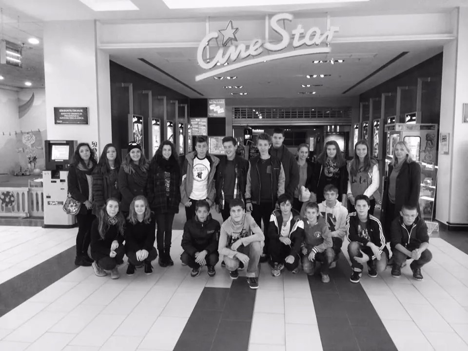 received727339354013685592252