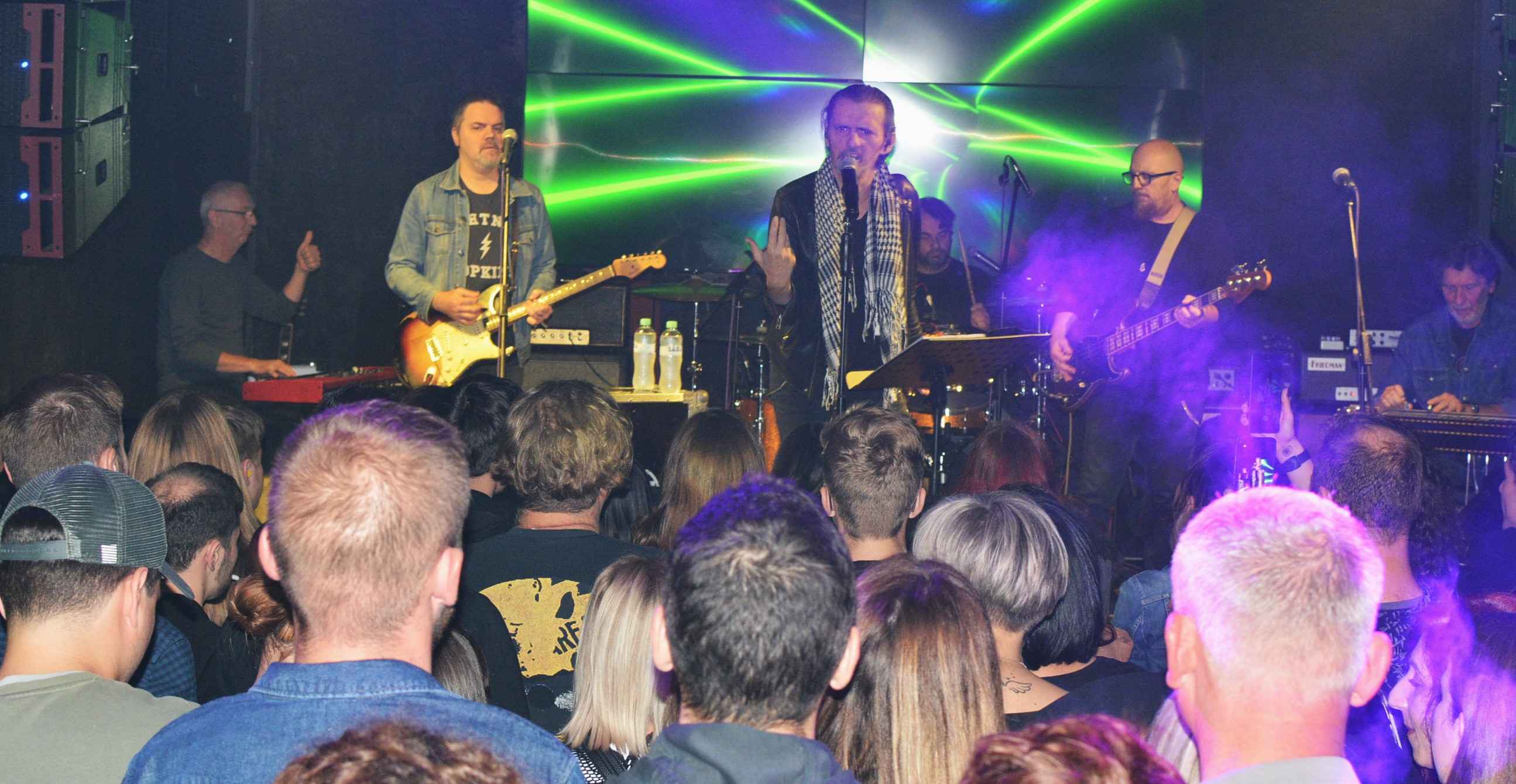 FOTO/VIDEO Euforična i nezaboravna noć uz Gorana Bareta i Majke u čakovečkom Meta baru