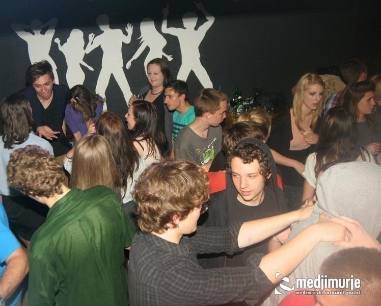 slika0015 Arcus (Subota, 26.5.2012) slika0015 Arcus (Subota, 26.5.2012)