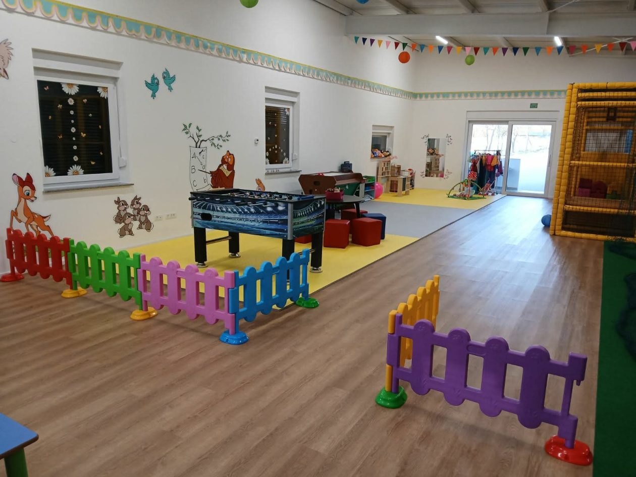 86a575fe-fad1-42de-922f-ad84c245cbff 86a575fe-fad1-42de-922f-ad84c245cbff