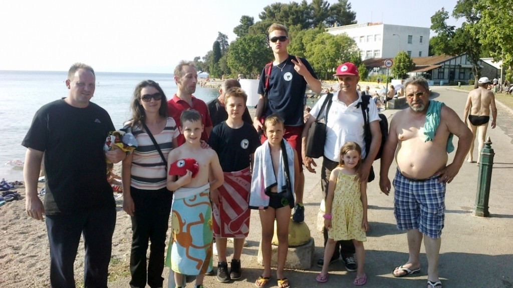 201506071903151644676894